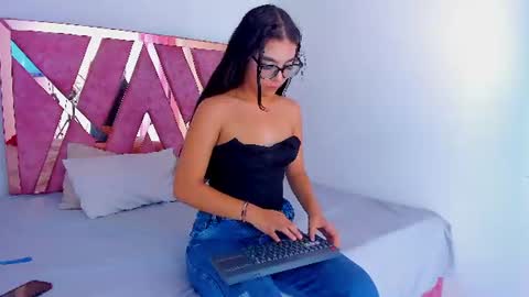 VERONICA online show from 12, 6, 2026