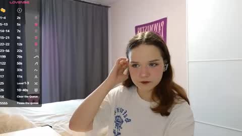 Snapshot of veroniquecabarcas chatting on 19, 7, 2026 Anna online show from 19, 7, 2026