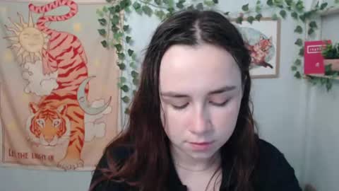 veryveryvery_shy online show from 15, 6, 2026