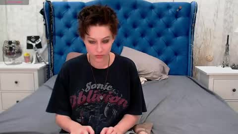 Snapshot of via_mayer chatting on 25, 5, 2026 Via online show from 25, 5, 2026