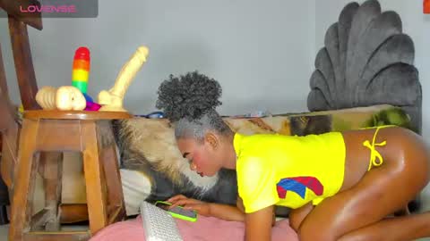 Snapshot of vicky_hotteei chatting on 18, 6, 2026 vicky manuela online show from 18, 6, 2026