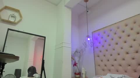 victoria_kitt online show from 10, 7, 2026