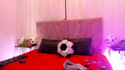 victoriaa_anderson_ online show from 9, 6, 2026