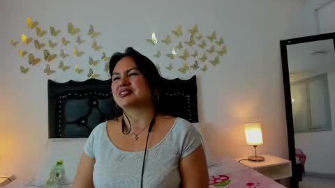 Snapshot of victoriacg chatting on 22, 4, 2026 victoriacg online show from 22, 4, 2026