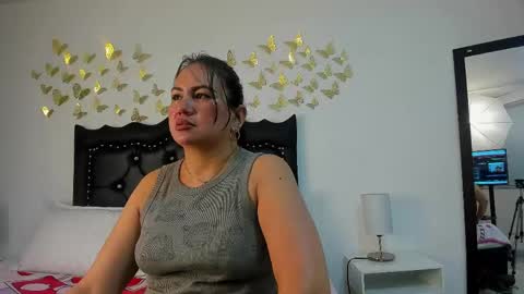 Snapshot of victoriacg chatting on 4, 5, 2026 victoriacg online show from 4, 5, 2026