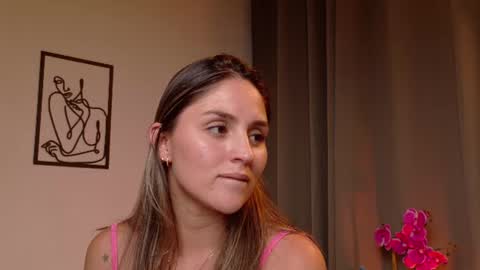 Snapshot of victorianova chatting on 11, 6, 2026 VictoriaNova online show from 11, 6, 2026