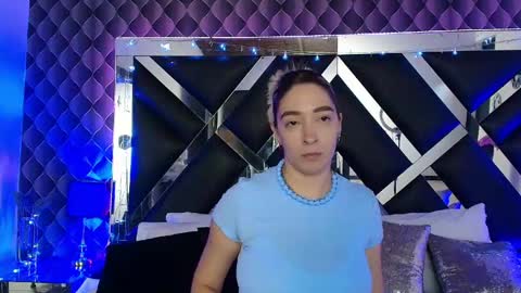 Snapshot of victtoria_lee chatting on 4, 6, 2026 victtoria lee online show from 4, 6, 2026