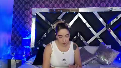Snapshot of victtoria_lee chatting on 22, 6, 2026 victtoria lee online show from 22, 6, 2026