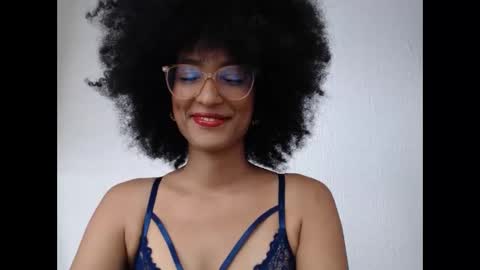 Snapshot of viiolettaaa chatting on 25, 4, 2026 viiolettaaa online show from 25, 4, 2026