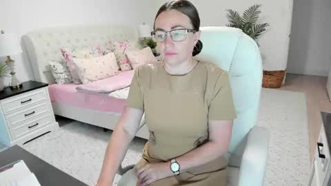 Ukrainian-woman online show from 16, 6, 2026