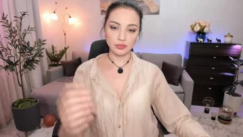 Viki Bellson online show from 7, 6, 2026