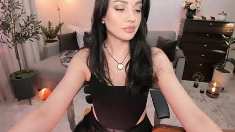 Viki Bellson online show from 24, 6, 2026