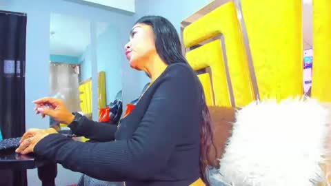 vikiTomson online show from 16, 6, 2026