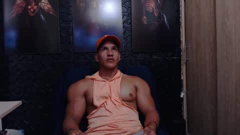 Snapshot of viktorherrera chatting on 6, 6, 2026 Viktor Herrera online show from 6, 6, 2026