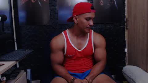 Snapshot of viktorherrera chatting on 17, 6, 2026 Viktor Herrera online show from 17, 6, 2026