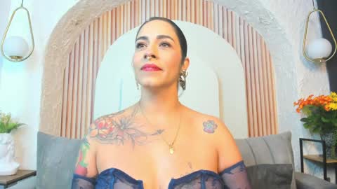 Violette online show from 3, 6, 2026