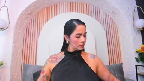 Violette online show from 11, 6, 2026