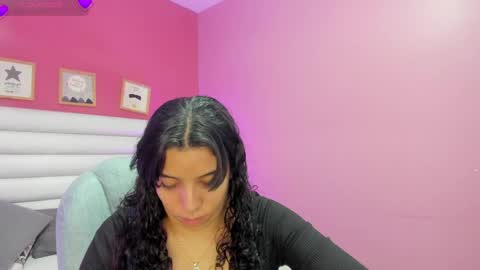 violet_sinclair online show from 3, 6, 2026