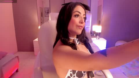 Violeta  online show from 23, 12, 2024