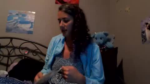 Violet Hooper online show from 6, 6, 2026