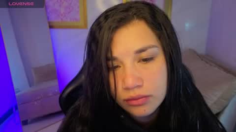 Snapshot of violetta_jhonson_v chatting on 17, 5, 2026 Violetta online show from 17, 5, 2026