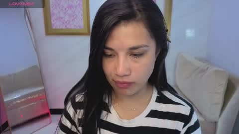 Snapshot of violetta_jhonson_v chatting on 4, 6, 2026 Violetta online show from 4, 6, 2026