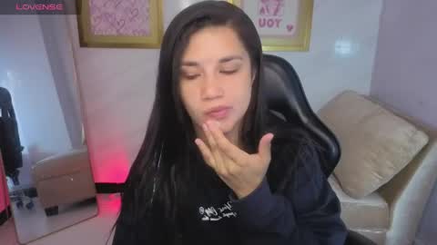 Snapshot of violetta_jhonson_v chatting on 5, 6, 2026 Violetta online show from 5, 6, 2026