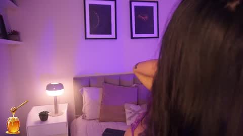 Violetta nur online show from 20, 6, 2026