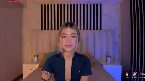 Violett  online show from 19, 6, 2026