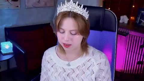 Vivienne  online show from 21, 6, 2026