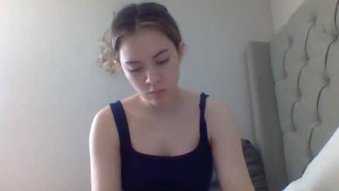 wasiancutie online show from 12, 6, 2026