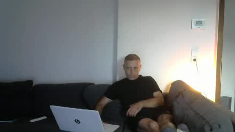 weberbenny online show from 1, 7, 2026