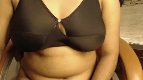 Snapshot of webshowxxx chatting on 29, 3, 2026 mina online show from 29, 3, 2026