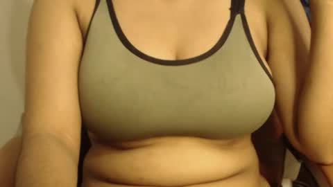 Snapshot of webshowxxx chatting on 1, 4, 2026 mina online show from 1, 4, 2026