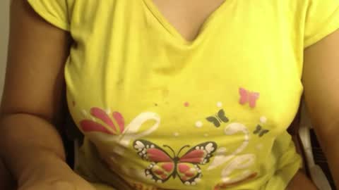 Snapshot of webshowxxx chatting on 4, 4, 2026 mina online show from 4, 4, 2026
