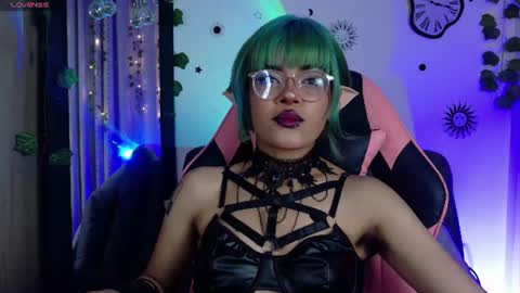 weed420moni online show from 17, 6, 2026