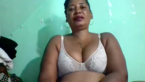 Snapshot of wharda chatting on 9, 6, 2026 wharda online show from 9, 6, 2026