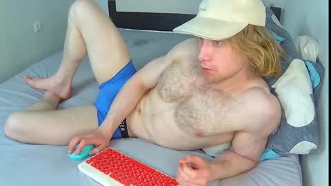 whitebars22 online show from 1, 6, 2026
