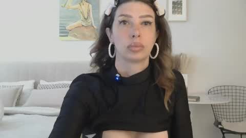 White Queen online show from 9, 6, 2026