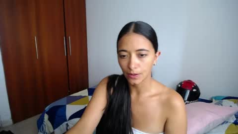 Ilauren online show from 10, 6, 2026