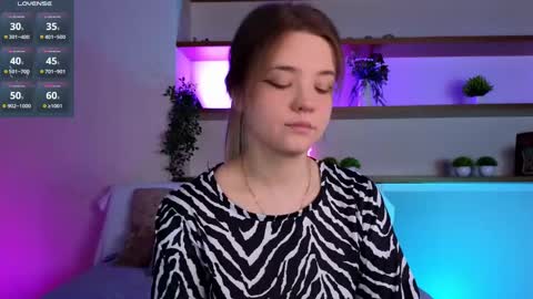 Snapshot of wilonebute chatting on 7, 6, 2026 Mary online show from 7, 6, 2026