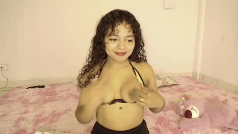  Winnifer Gonzalez  online show from 10, 6, 2026