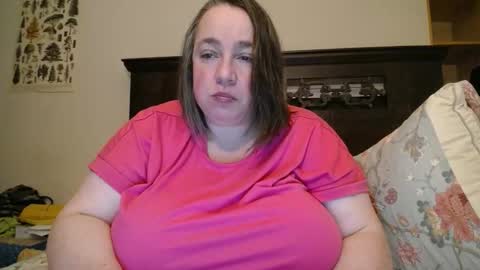 Snapshot of witchannie chatting on 1, 11, 2025 Annie online show from 1, 11, 2025