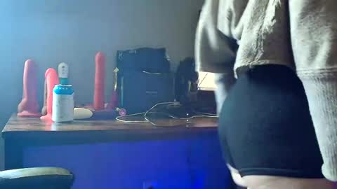 witchbitchmommy online show from 16, 6, 2026