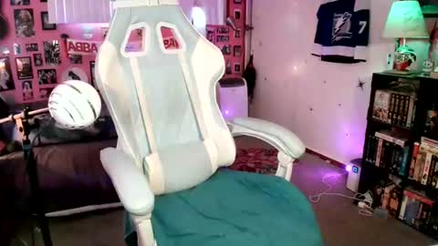 Wolfie online show from 19, 6, 2026