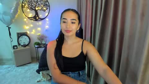dudetta Kim online show from 19, 5, 2026