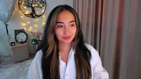 dudetta Kim online show from 31, 5, 2026