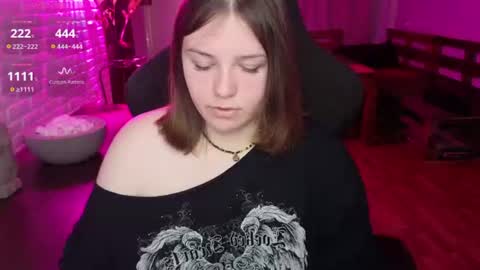 LOVE NERDS ONLY online show from 26, 6, 2026