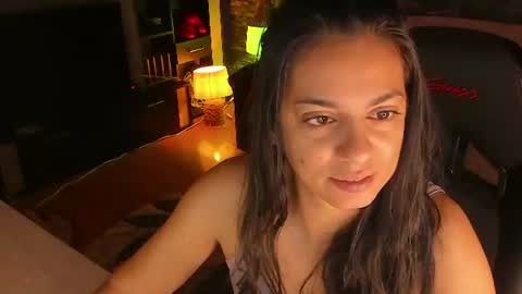 Snapshot of xlaracroftx chatting on 8, 6, 2026 Lara online show from 8, 6, 2026