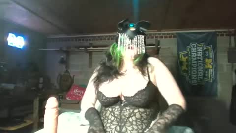 xovelvetsage online show from 22, 6, 2026